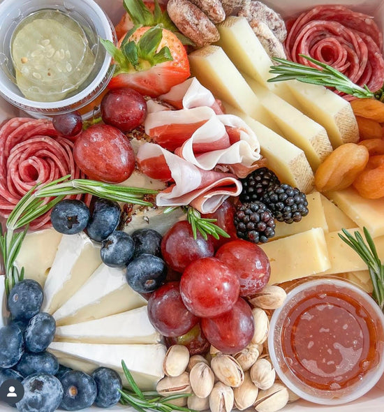 Charcuterie and Candle Workshop! 12.16.23 @ 1:00pm - White Street Market